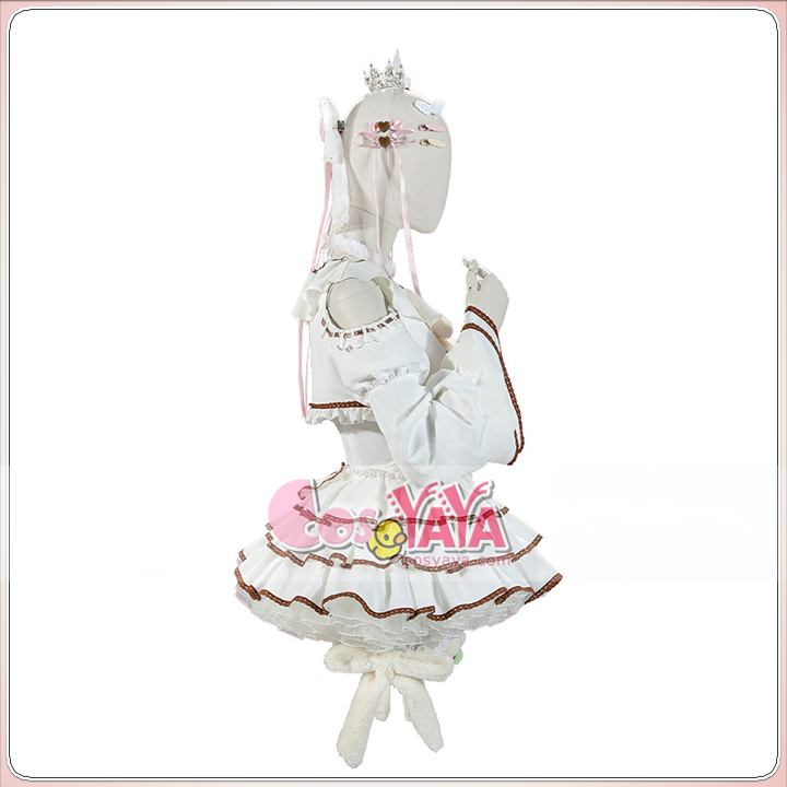 アストンマーチャン 女性向け衣装