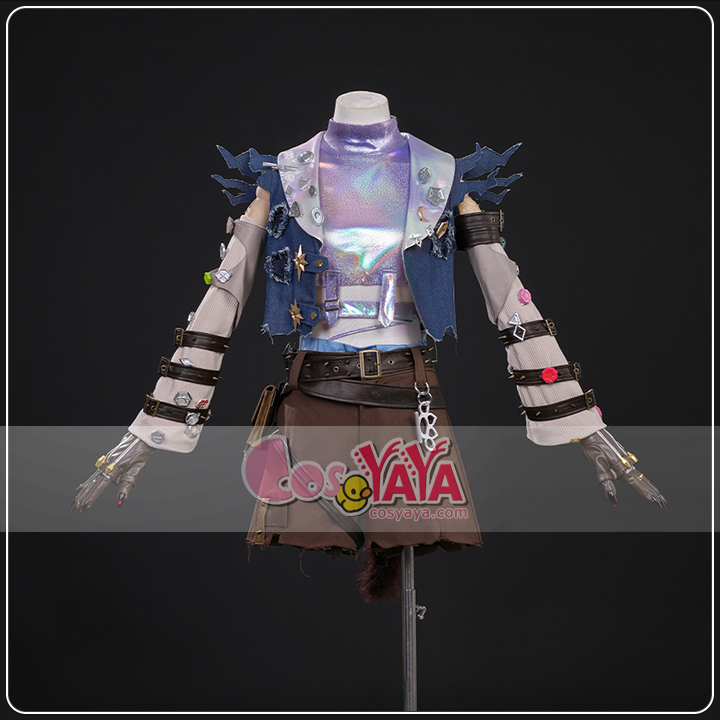 アマンダ・ゲイティス コスプレ