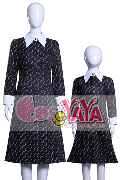 ウェンズデー・アダムス 小花柄ワンピース